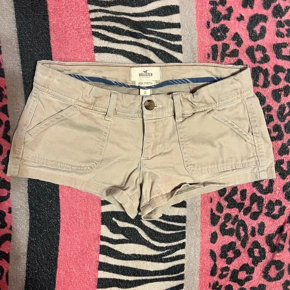 Vintage Hollister ultra low rise booty Jean shorts - Picture 2 of 6